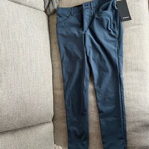 Selling my 29”x30” lululemon pants.Never worn, but incorrect size was sent to me